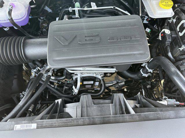Photo of 2025 Granite Crystal Metallic Clearcoat RAM 1500