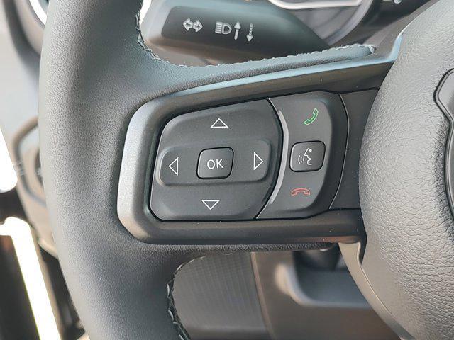 Photo of 2025 Black Clearcoat Jeep Gladiator