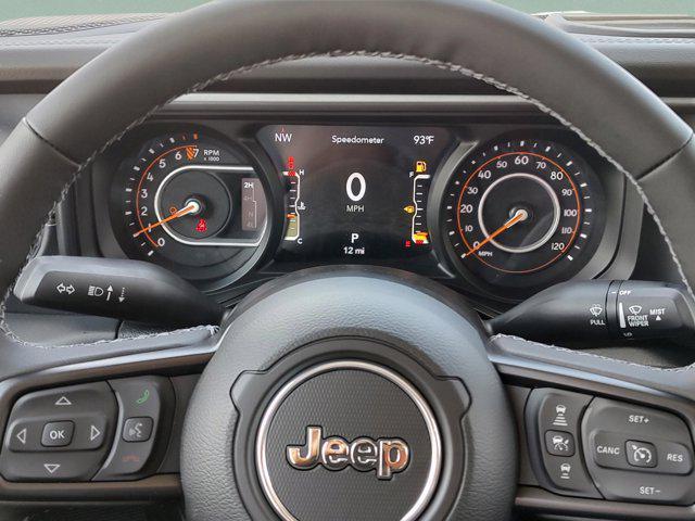 Photo of 2025 Black Clearcoat Jeep Gladiator