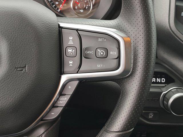 Photo of 2025 Granite Crystal Metallic Clearcoat RAM 1500