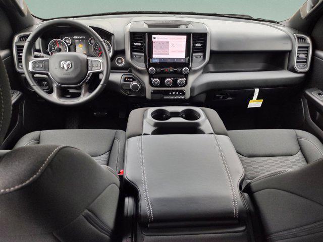 Photo of 2025 Granite Crystal Metallic Clearcoat RAM 1500