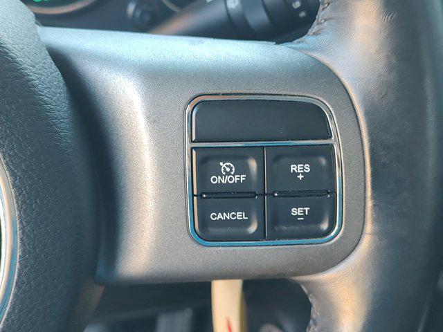 Photo of 2017 Black Clearcoat Jeep Wrangler