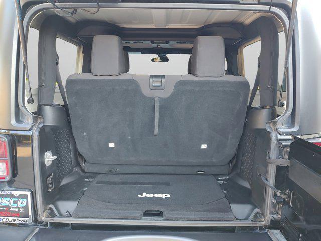 Photo of 2017 Black Clearcoat Jeep Wrangler
