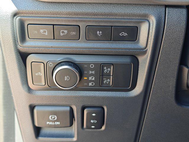 Photo of 2022 AGATE BLACK METALLIC Ford F-150