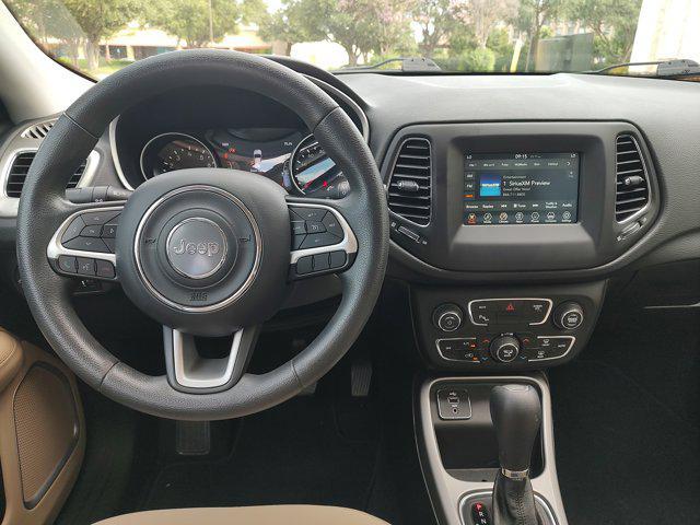 Photo of 2018 Spitfire Orange Clearcoat Jeep Compass