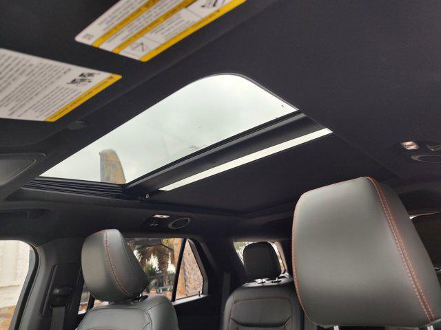 Photo of 2023 AGATE BLACK METALLIC Ford Explorer