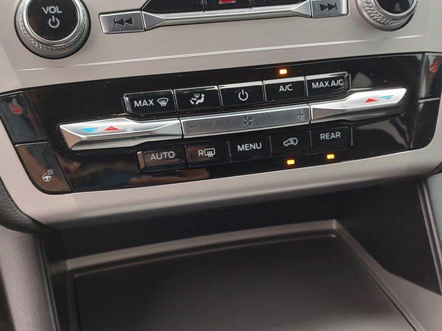 Photo of 2023 AGATE BLACK METALLIC Ford Explorer