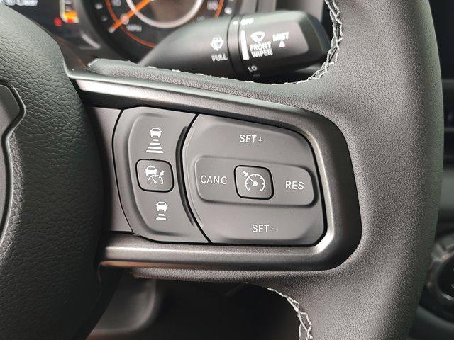Photo of 2025 Granite Crystal Metallic Clearcoat Jeep Gladiator