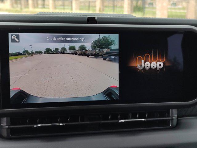 Photo of 2025 Granite Crystal Metallic Clearcoat Jeep Gladiator
