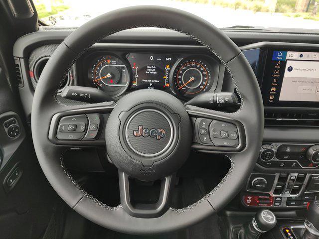 Photo of 2025 Granite Crystal Metallic Clearcoat Jeep Gladiator