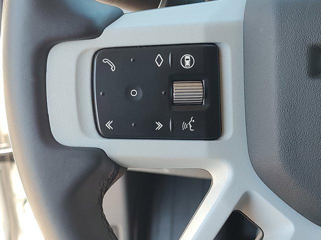 Photo of 2024 Fuji White Land Rover Defender