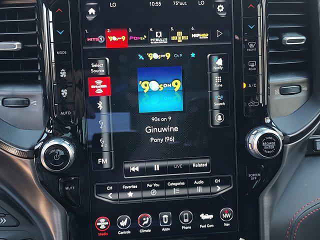 Photo of 2021 Diamond Black Crystal Pearlcoat RAM 1500
