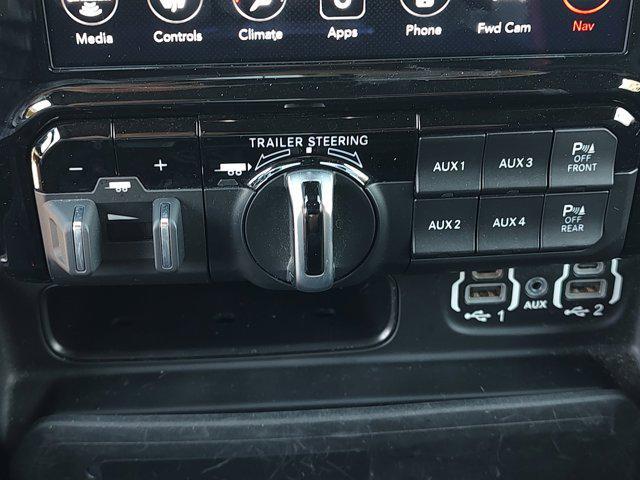 Photo of 2021 Diamond Black Crystal Pearlcoat RAM 1500
