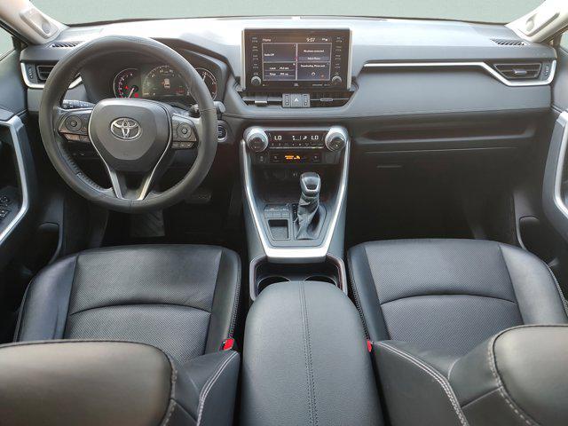 Photo of 2019 Magnetic Gray Metallic Toyota RAV4