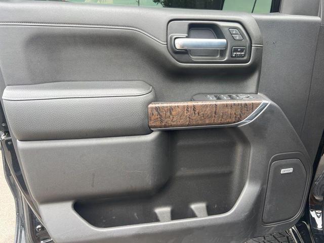 Photo of 2021 Onyx Black GMC Sierra 1500