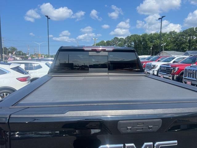 Photo of 2021 Onyx Black GMC Sierra 1500
