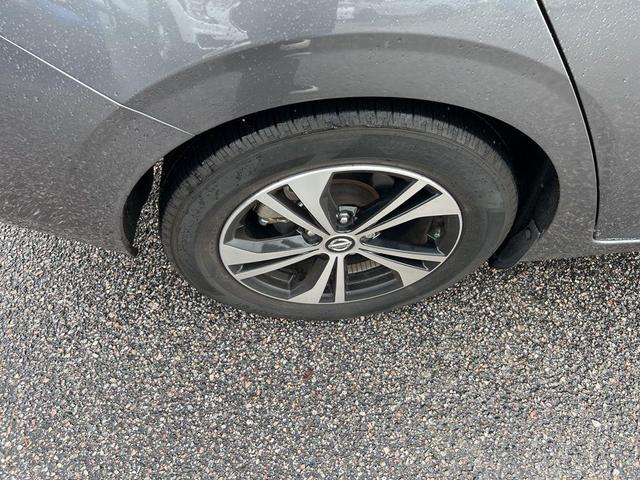 Photo of 2023 Gun Metallic Nissan Sentra