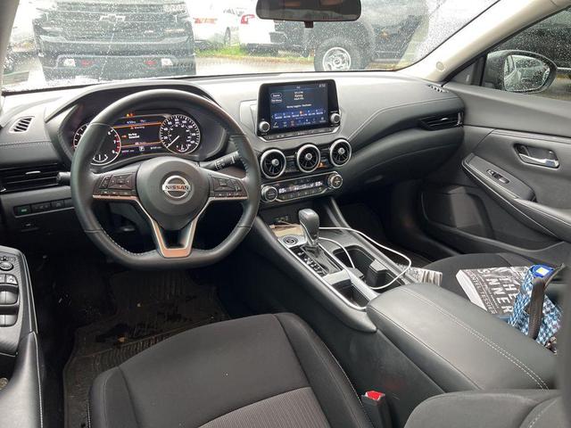Photo of 2023 Gun Metallic Nissan Sentra