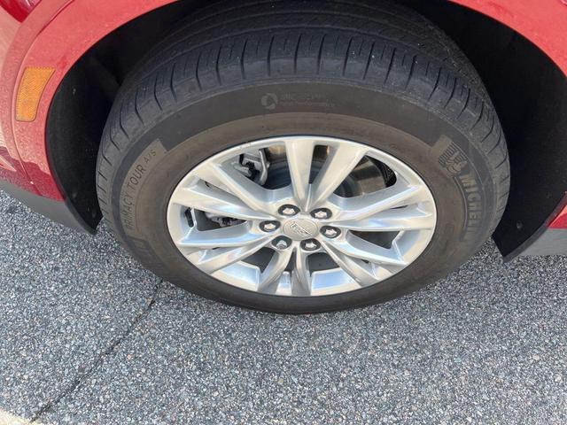 Photo of 2022 Infrared Tintcoat Cadillac XT5