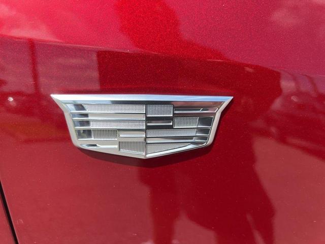 Photo of 2022 Infrared Tintcoat Cadillac XT5