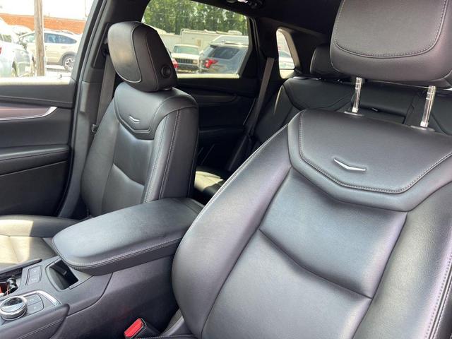 Photo of 2022 Infrared Tintcoat Cadillac XT5