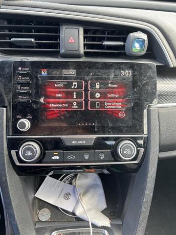 Photo of 2019 Red Honda Civic