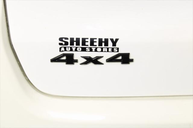 Photo of 2021 White Clearcoat Jeep Compass
