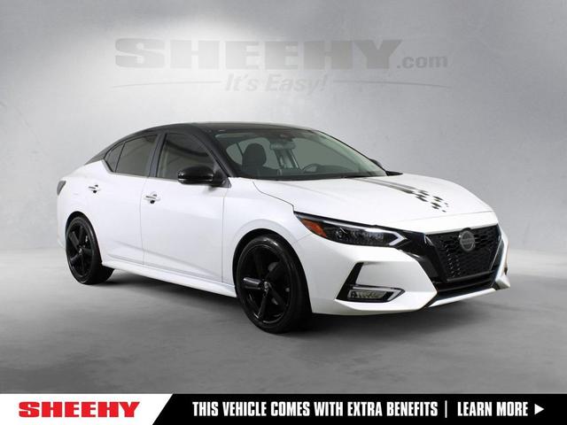 Photo of 2023 Aspen White Tricoat/Super Black Nissan Sentra