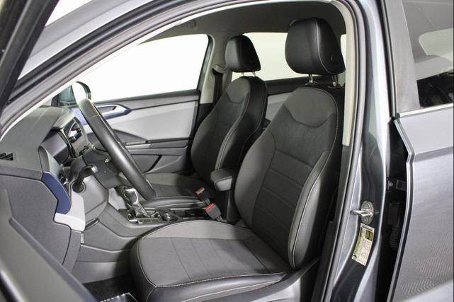 Photo of 2022 Gray Volkswagen Taos