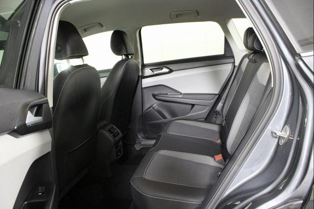 Photo of 2022 Gray Volkswagen Taos