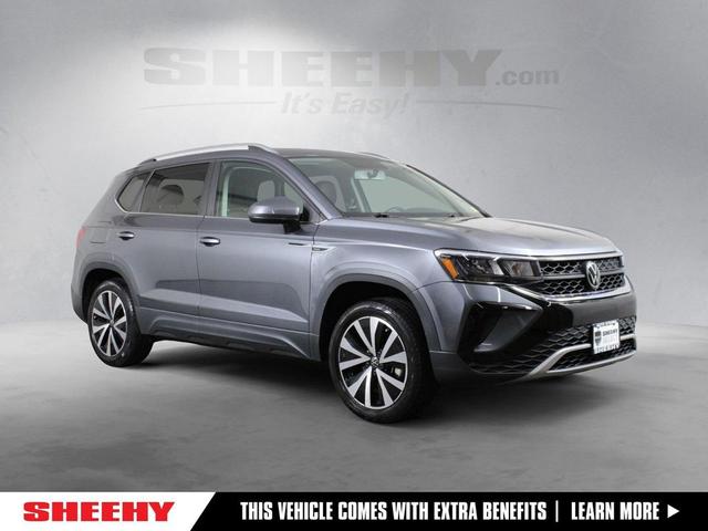 Photo of 2022 Gray Volkswagen Taos
