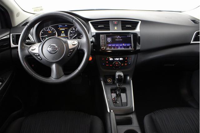 Photo of 2019 Super Black Nissan Sentra