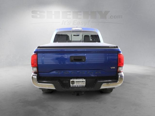 Photo of 2018 Blazing Blue Toyota Tacoma