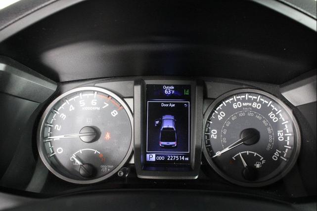 Photo of 2018 Blazing Blue Toyota Tacoma