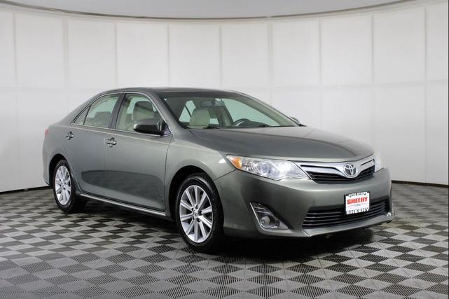 Photo of 2014 Cypress Pearl Toyota Camry