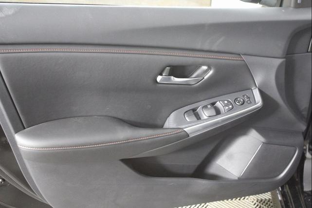 Photo of 2025 Super Black Nissan Sentra