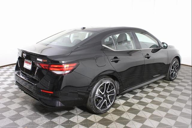 Photo of 2025 Super Black Nissan Sentra