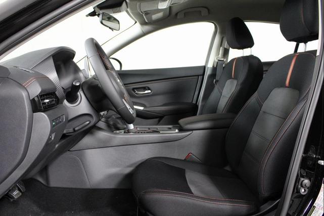 Photo of 2025 Super Black Nissan Sentra