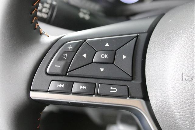 Photo of 2025 Super Black Nissan Sentra
