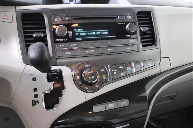 Photo of 2013 Shoreline Mist Toyota Sienna