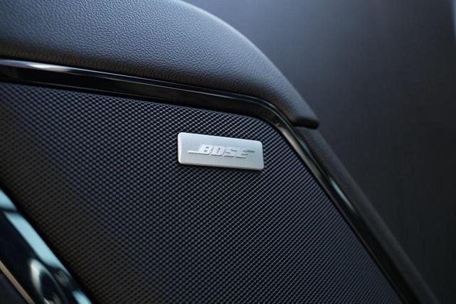 Photo of 2024 Summit White GMC Sierra 1500