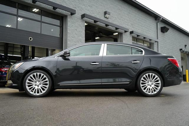Photo of 2014 Carbon Black Metallic Buick LaCrosse