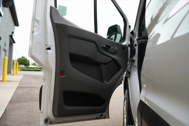 Photo of 2023 Oxford White Ford Transit-250