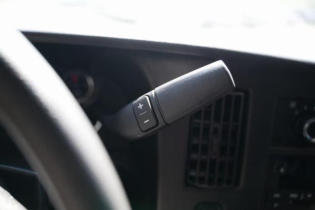 Photo of 2017 Summit White Chevrolet Express 3500