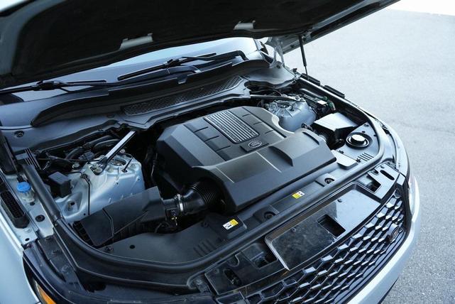 Photo of 2016 Indus Silver Land Rover Range Rover Sport
