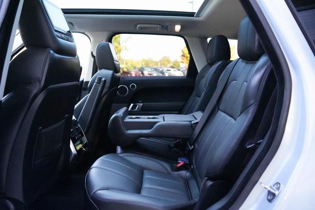 Photo of 2016 Indus Silver Land Rover Range Rover Sport