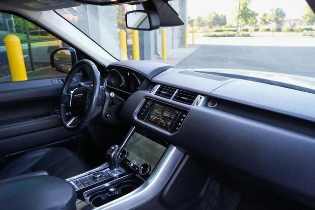 Photo of 2016 Indus Silver Land Rover Range Rover Sport