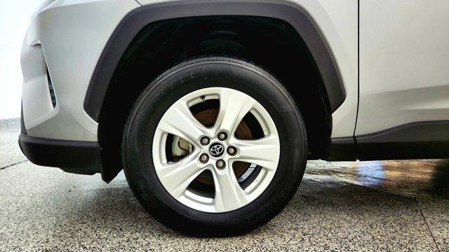 Photo of 2021 Silver Toyota RAV4