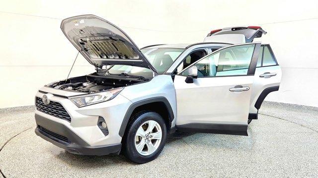 Photo of 2021 Silver Toyota RAV4