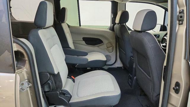 Photo of 2019 Silver Ford Transit Connect
